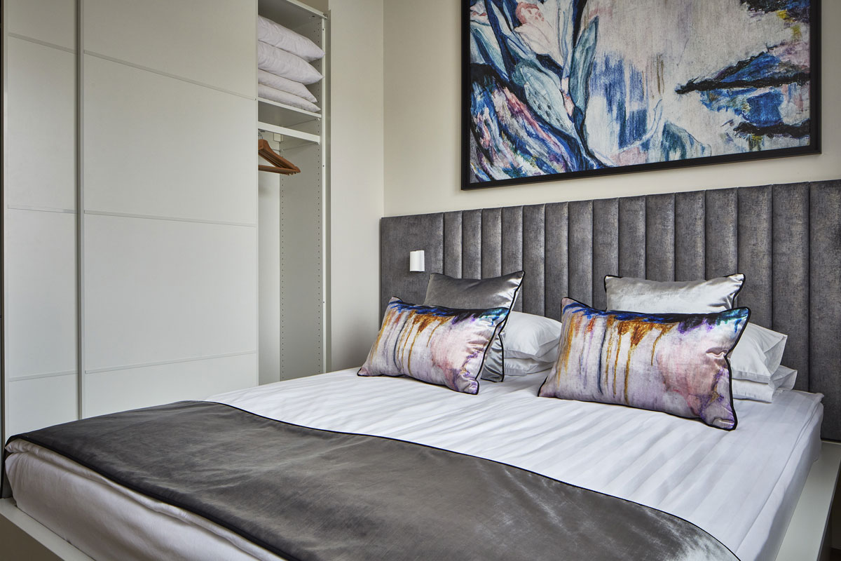 One-Bedroom - One-Bedroom apartment